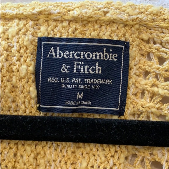 Abercrombie & Fitch sweater - Picture 3 of 5